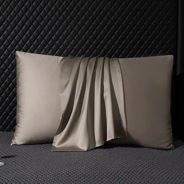 Silk pillowcase: 7 benefits for your hair - StudioSoie