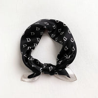 Écharpe - Foulard - Carré en Soie - Bandana