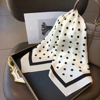 Foulard Carré en Soie Naturelle 65 cm - Accessoire Luxe 100% Soie de Mûrier