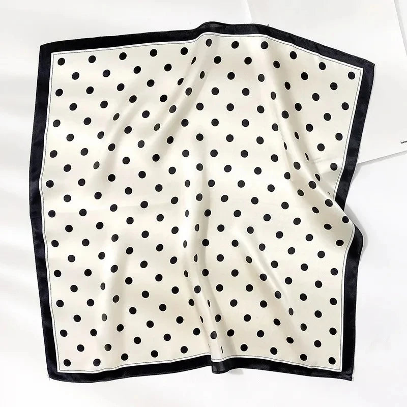 Foulard en Soie de Mûrier 100% – Carré Femme 53×53 cm - StudioSoie
