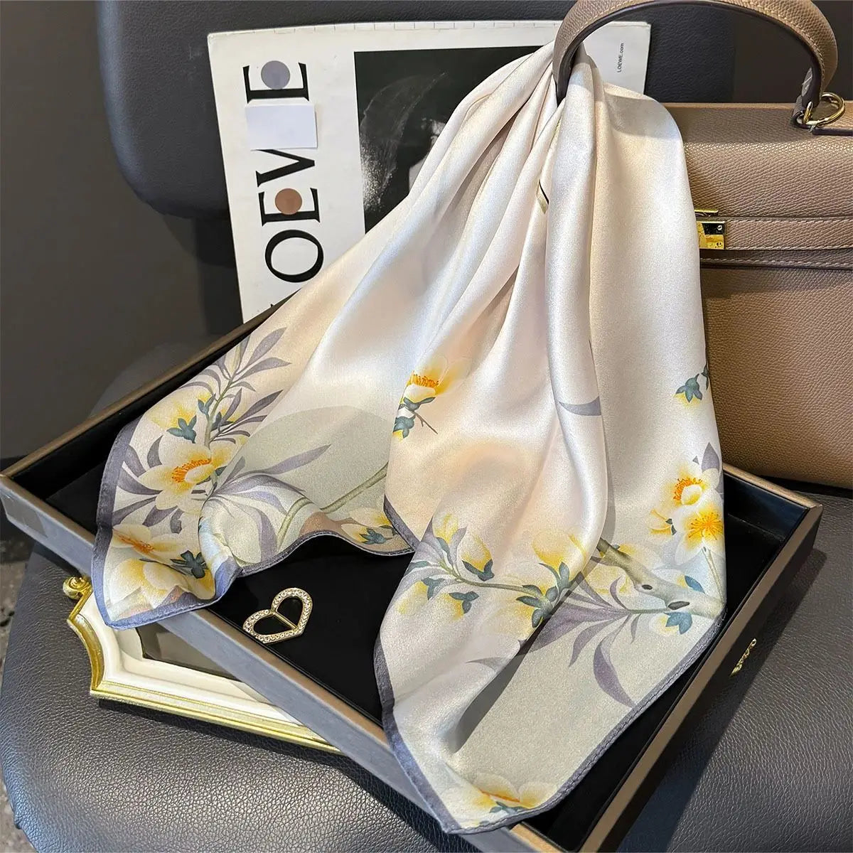 Foulard Carré en Soie Naturelle 65 cm - Accessoire Luxe 100% Soie de Mûrier - StudioSoie