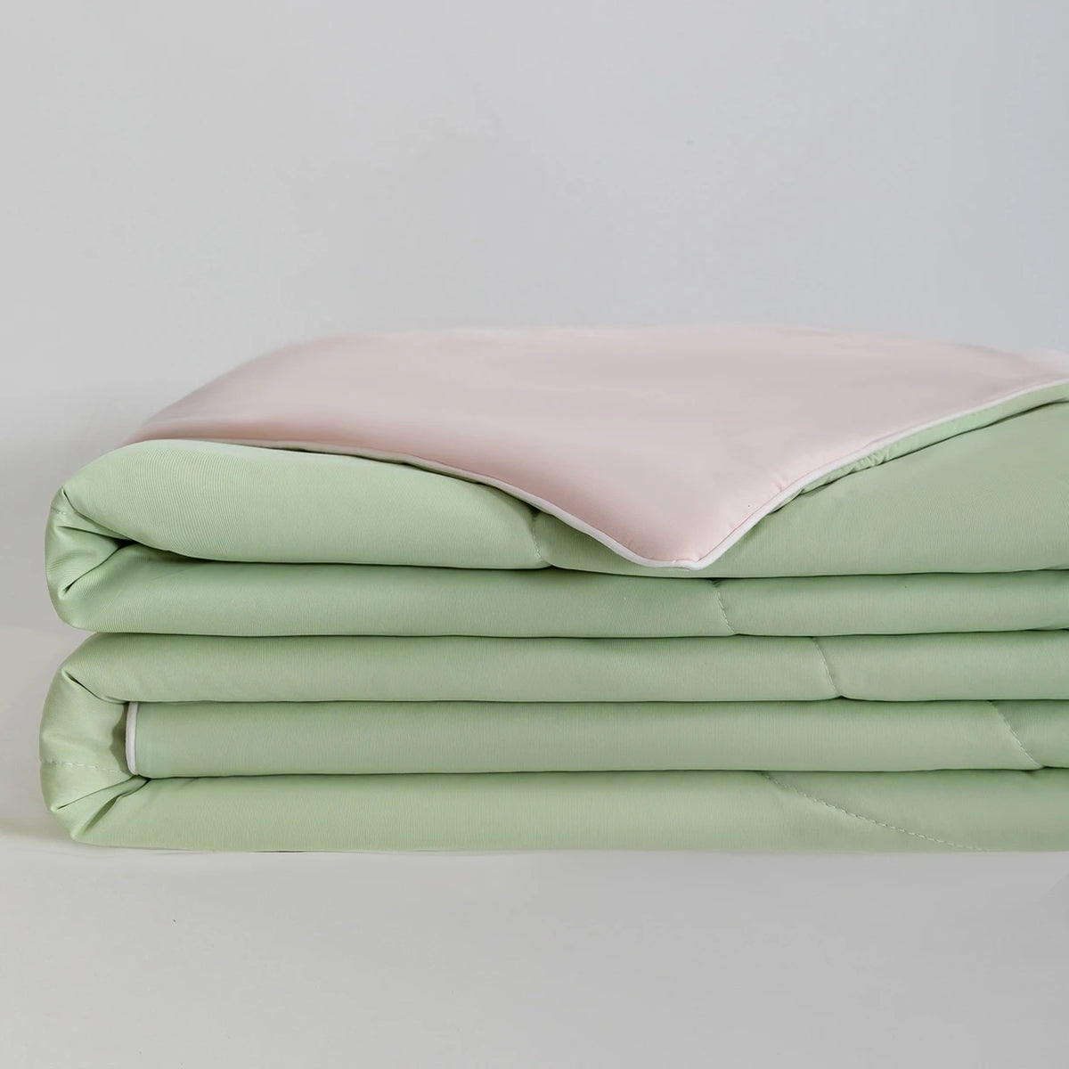 Air Condition Comforter for Summer Pure Color Ice Silk Cooling Blanket Lightweight and Smooth Twin/King Size Cold Quilt - StudioSoie