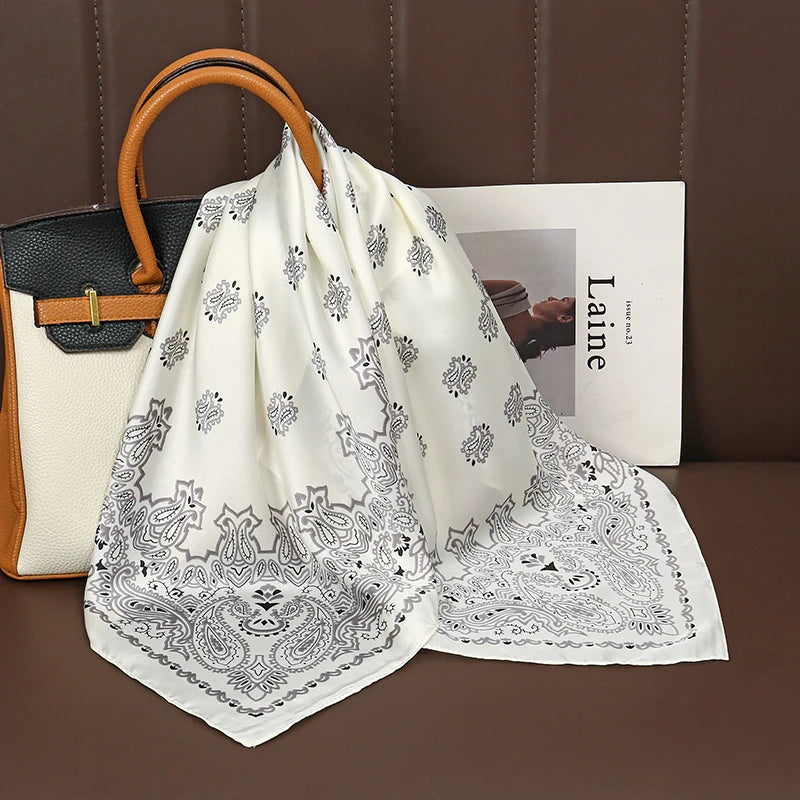 Foulard en Satin - 2026 - StudioSoie