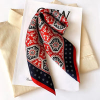Écharpe - Foulard - Carré en Soie - Bandana