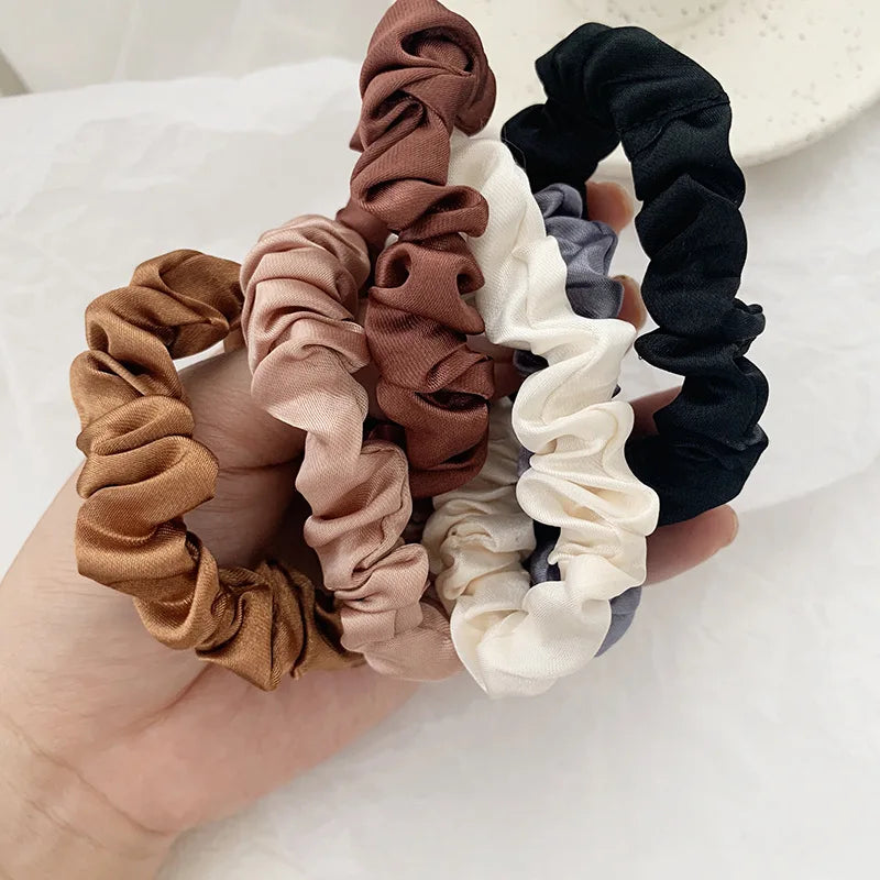 Confezione da 6 scrunchies in raso