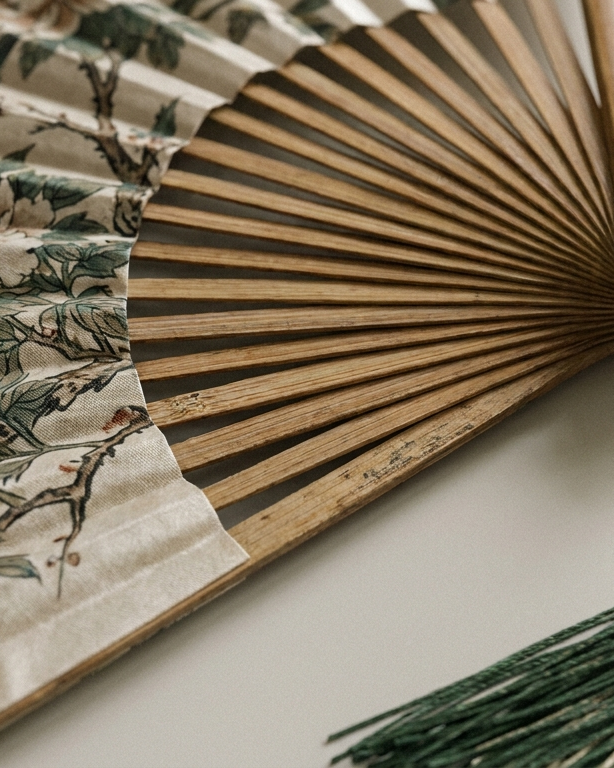 Détail des brins de bambou et du voile satiné - StudioSoie