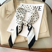 Foulard en Satin de Soie Luxueux - StudioSoie