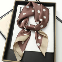 Foulard en Satin de Soie Luxueux - StudioSoie