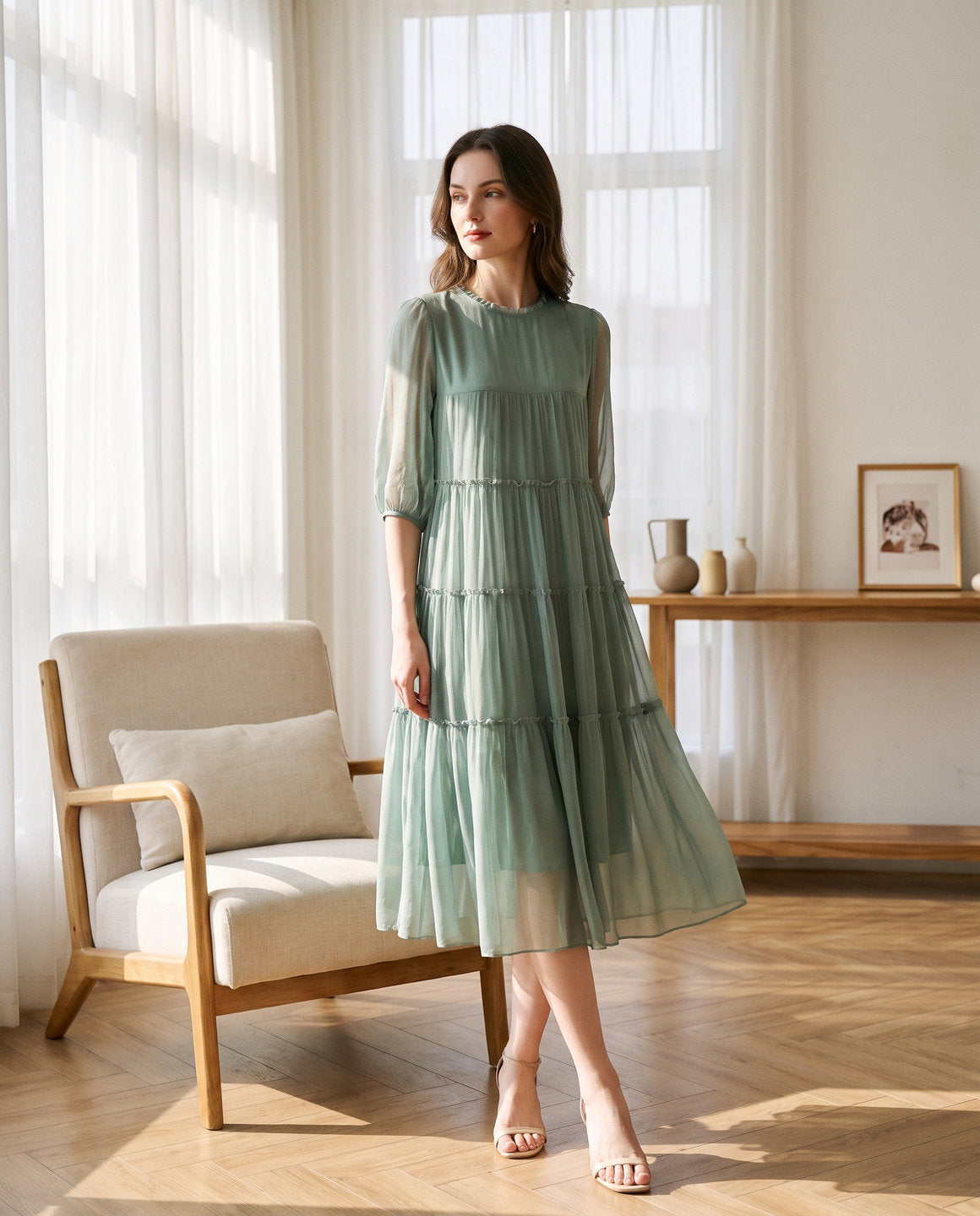 Robe longue en georgette de soie à volants – vue portée – StudioSoie