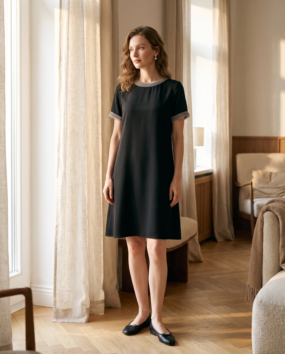 Petite robe noire en soie de Hangzhou – vue portée – StudioSoie