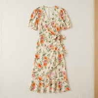 Robe portefeuille en crêpe de soie de mûrier – coloris Fleurs Corail – StudioSoie