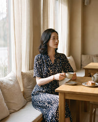 Robe thé en soie de mûrier – scène de vie – StudioSoie